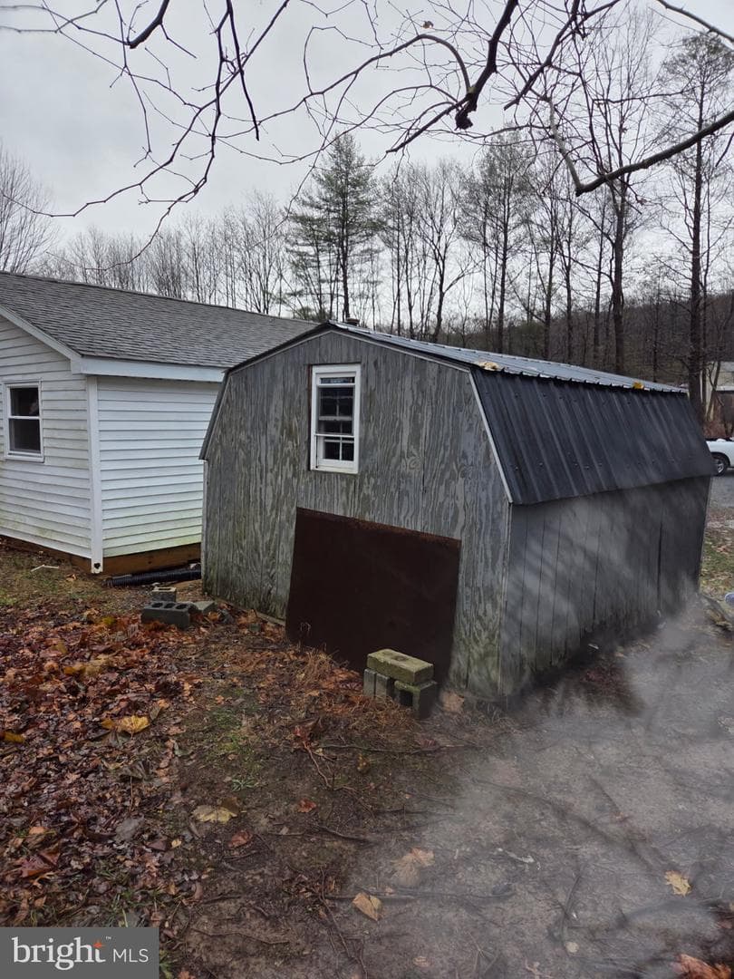 8012 Appleby Road photo 35