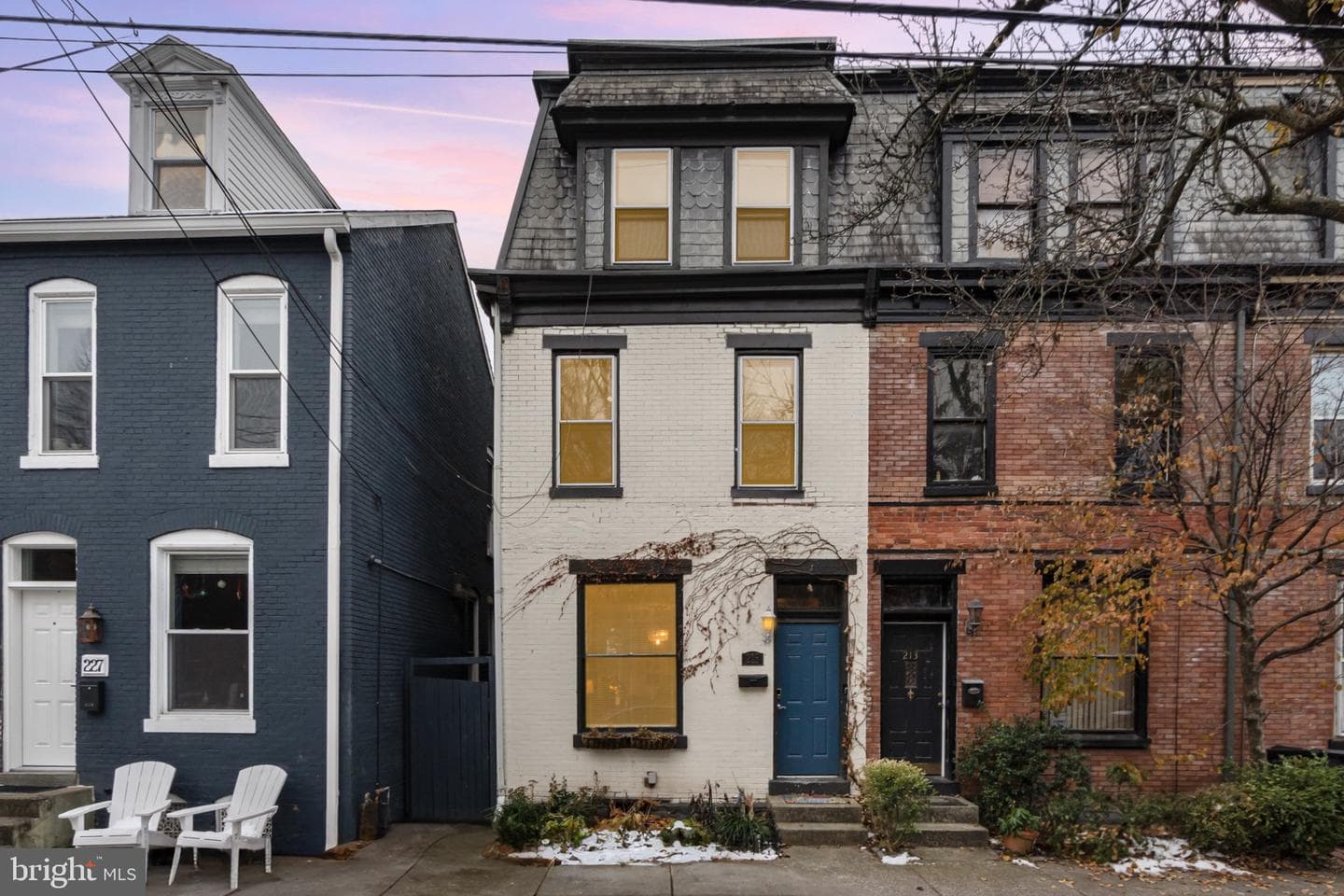 215 Muench Street photo 1