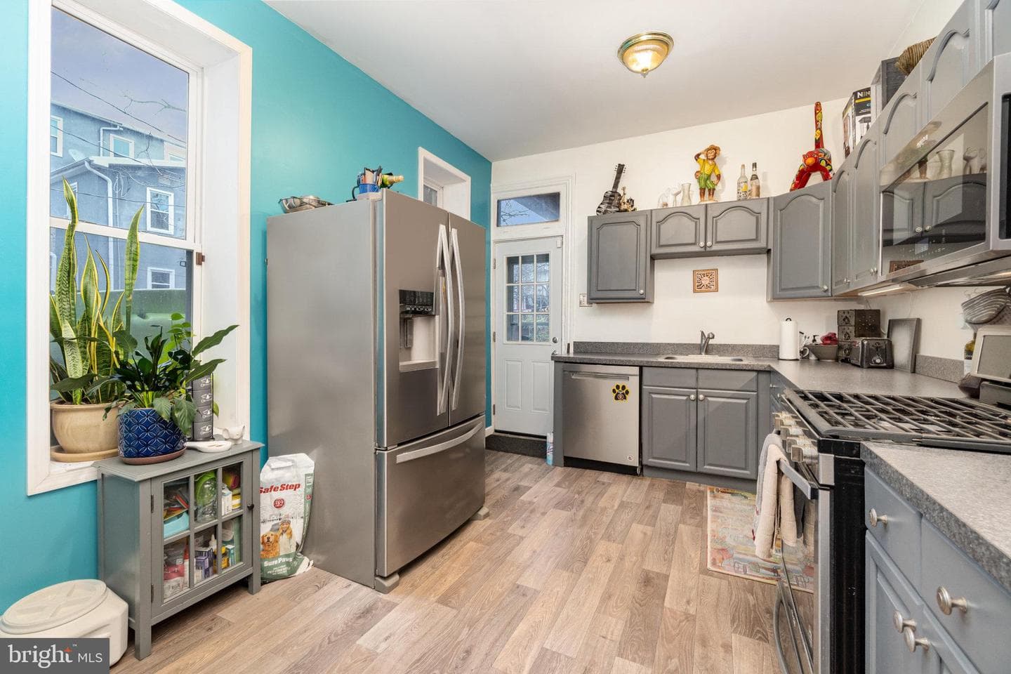215 Muench Street photo 11