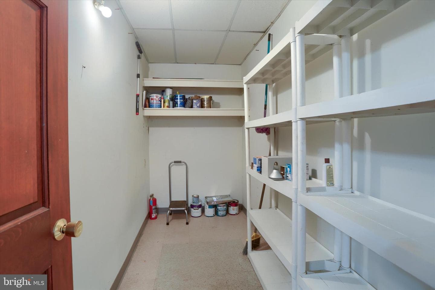301 Swan Street photo 15