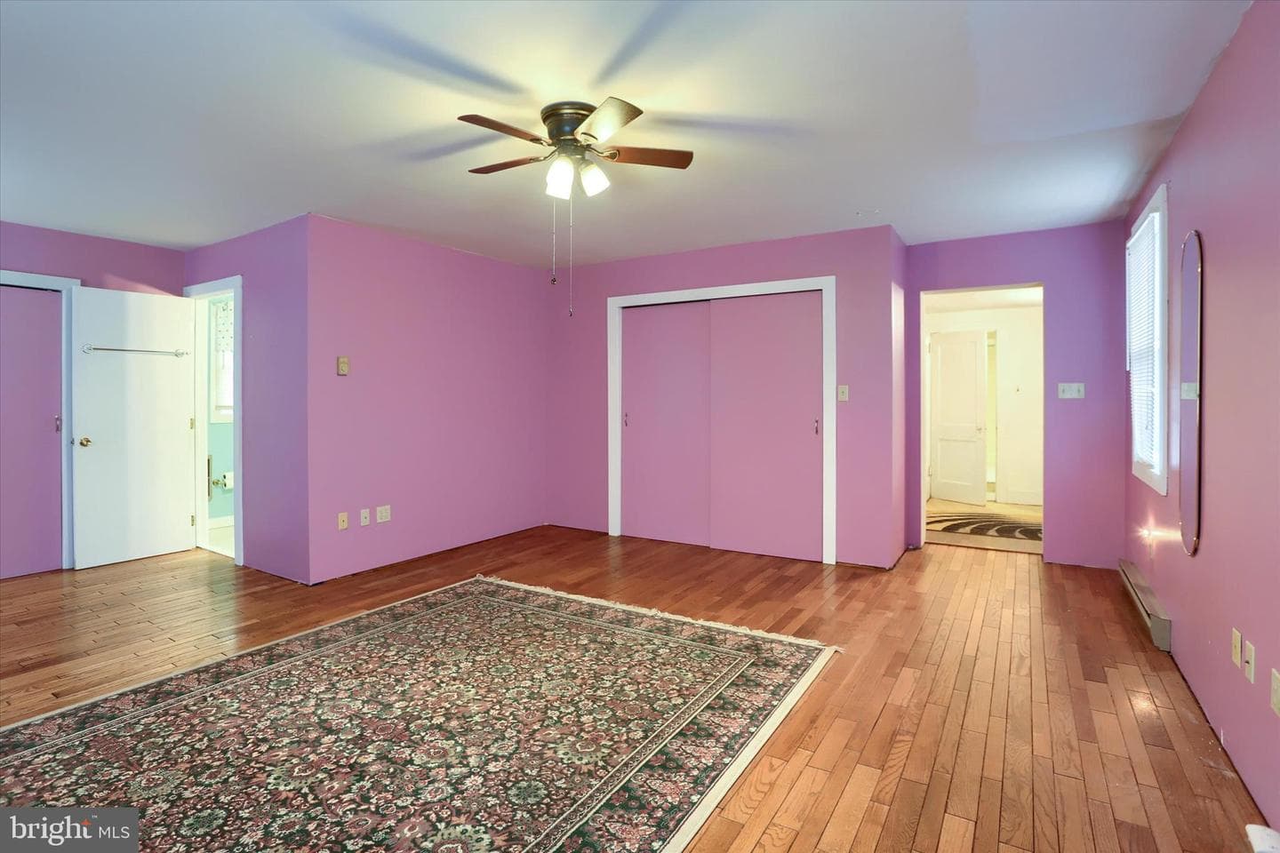 301 Swan Street photo 26