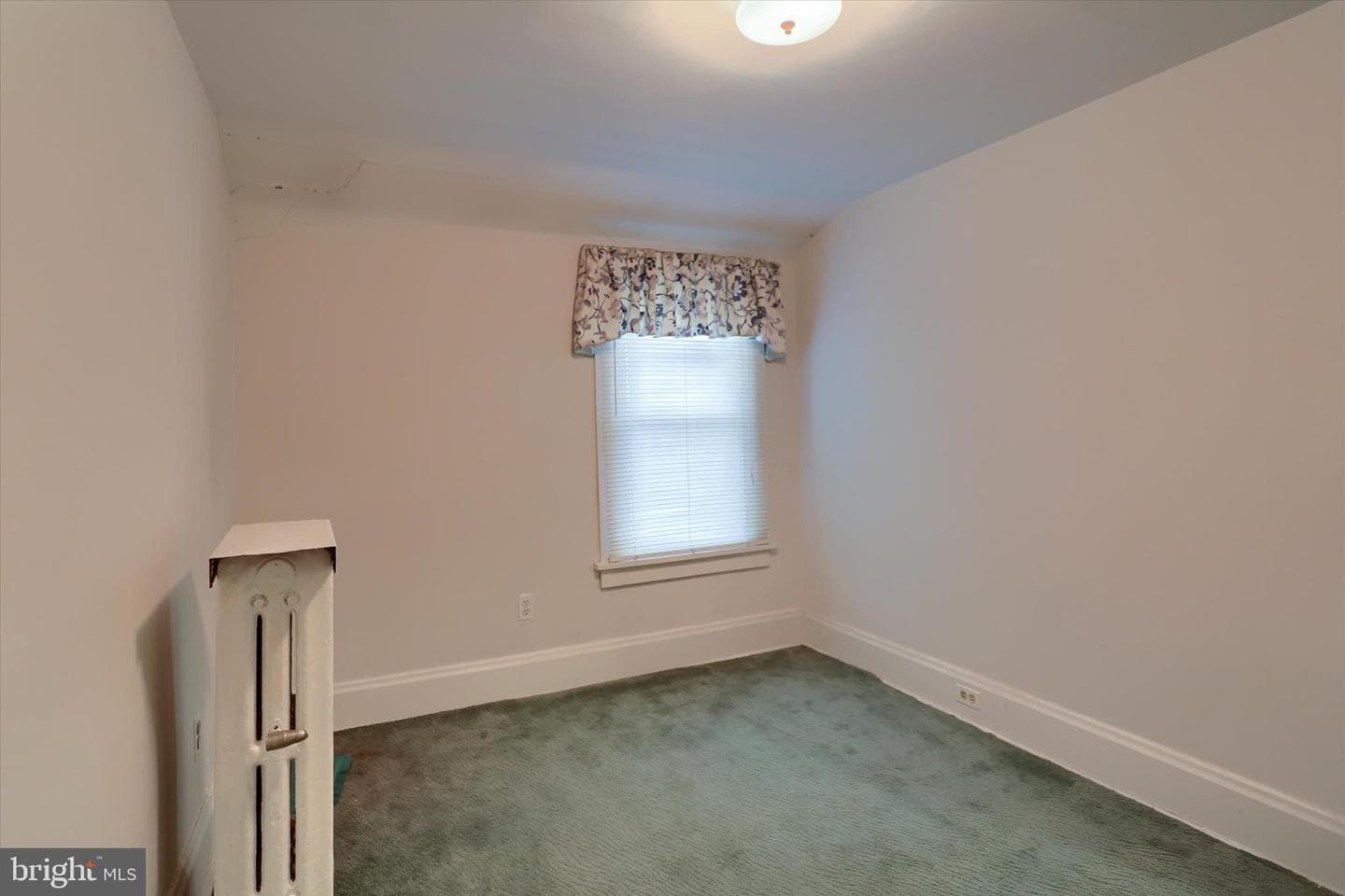 301 Swan Street photo 32