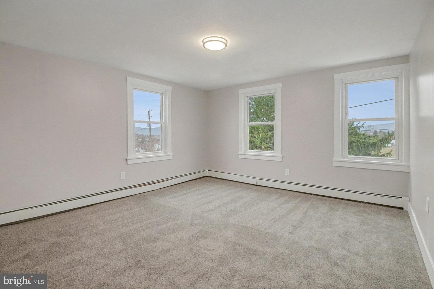 46 Laudermilch Road photo 12