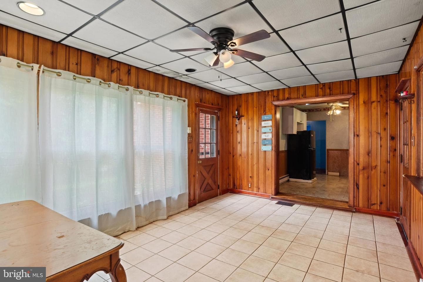 201 Village Road photo 12