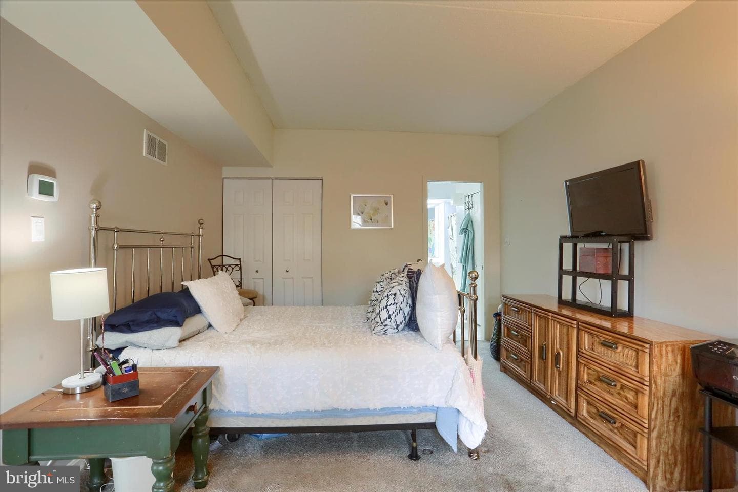 905 Cherrington Drive photo 17