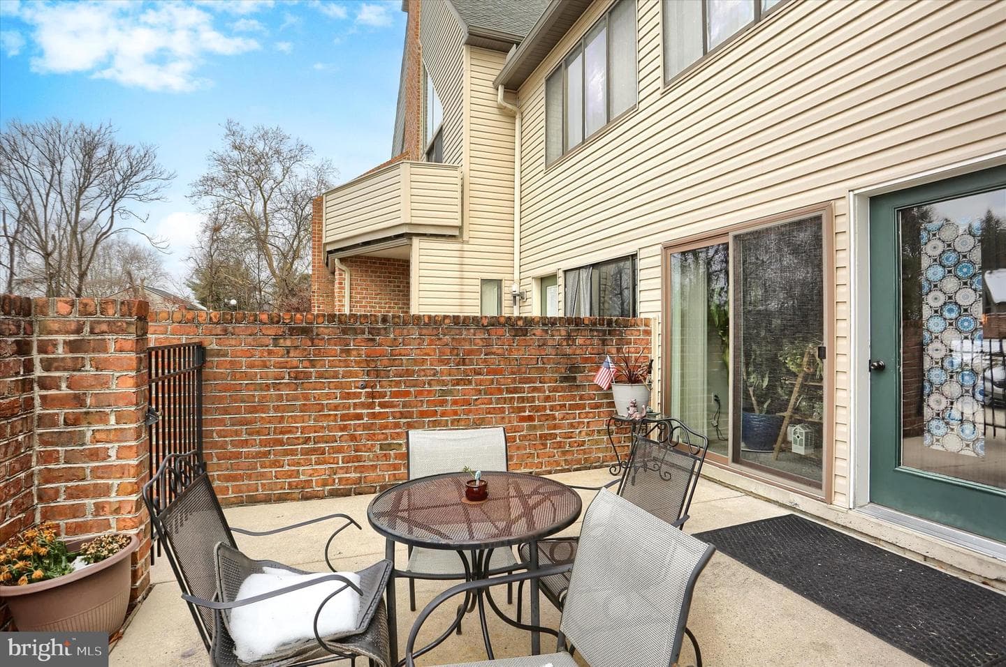 905 Cherrington Drive photo 5