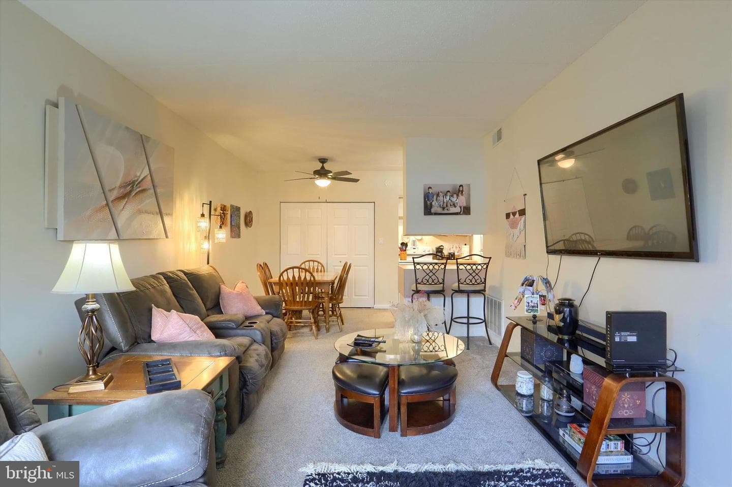 905 Cherrington Drive photo 6