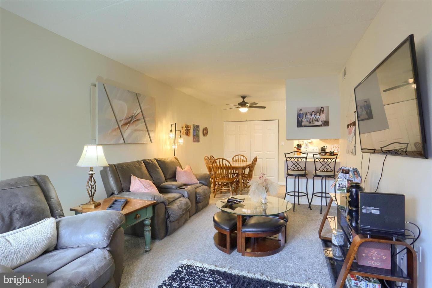 905 Cherrington Drive photo 7