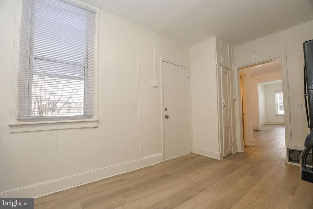 914 Norwood Street photo 10