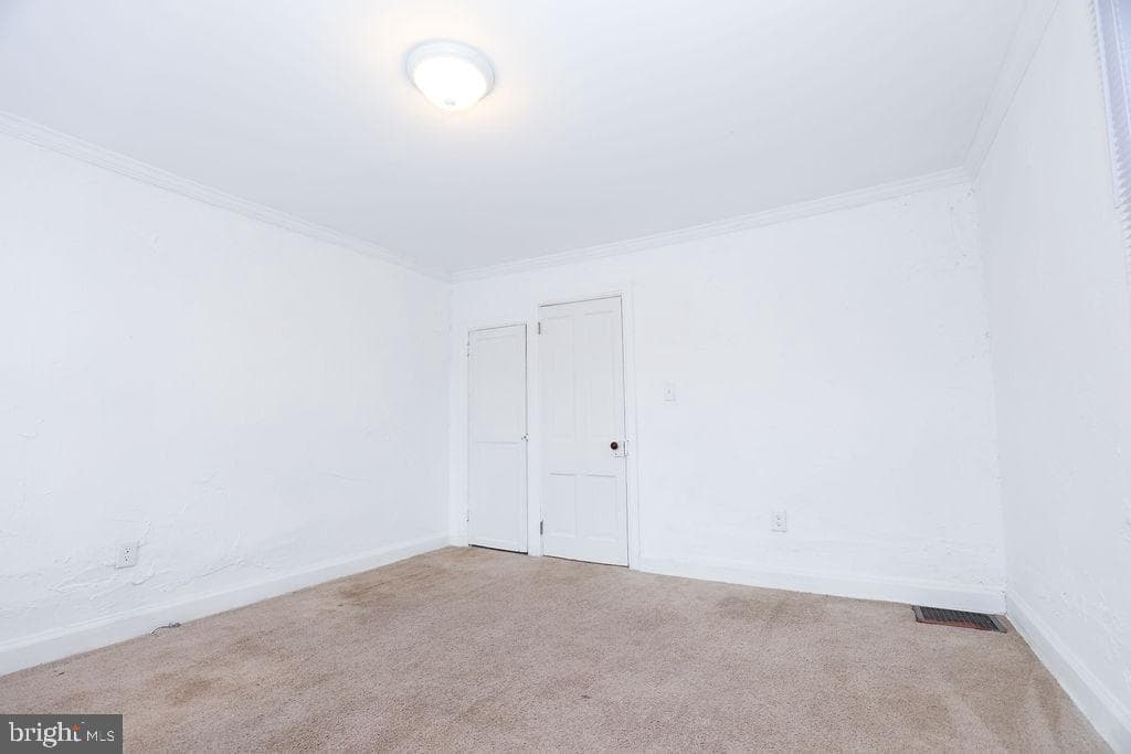 914 Norwood Street photo 17