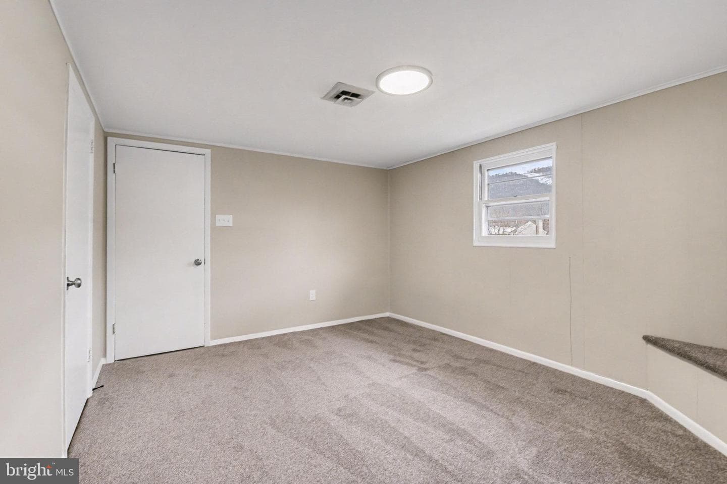404 Erdman Drive photo 19