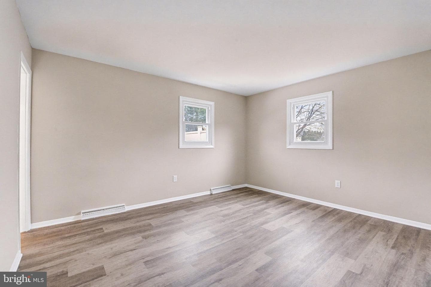 404 Erdman Drive photo 9