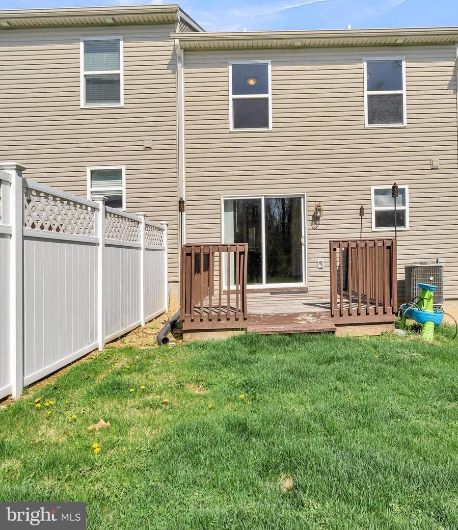 727 Gregs Drive photo 23