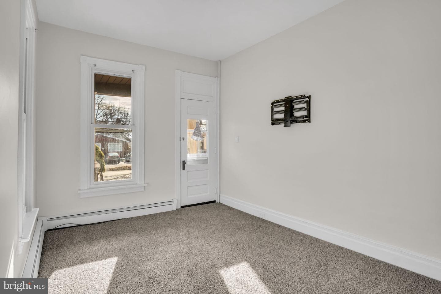 3330 Derry Street photo 23