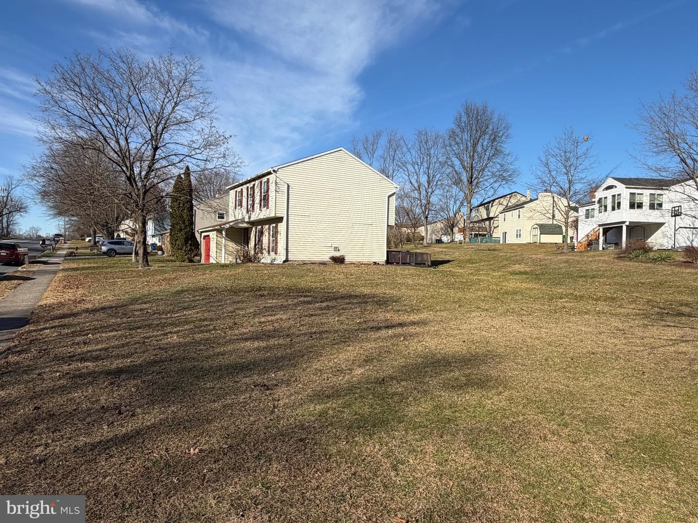 6490 Heatherfield Way photo 15