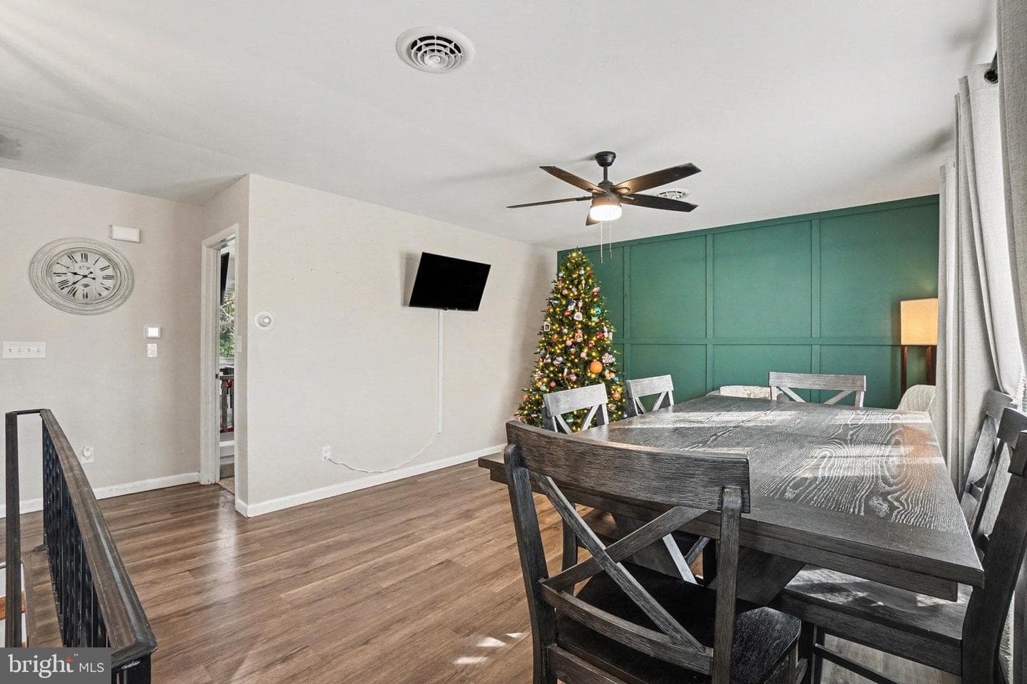 923 Sunnyside Road photo 5