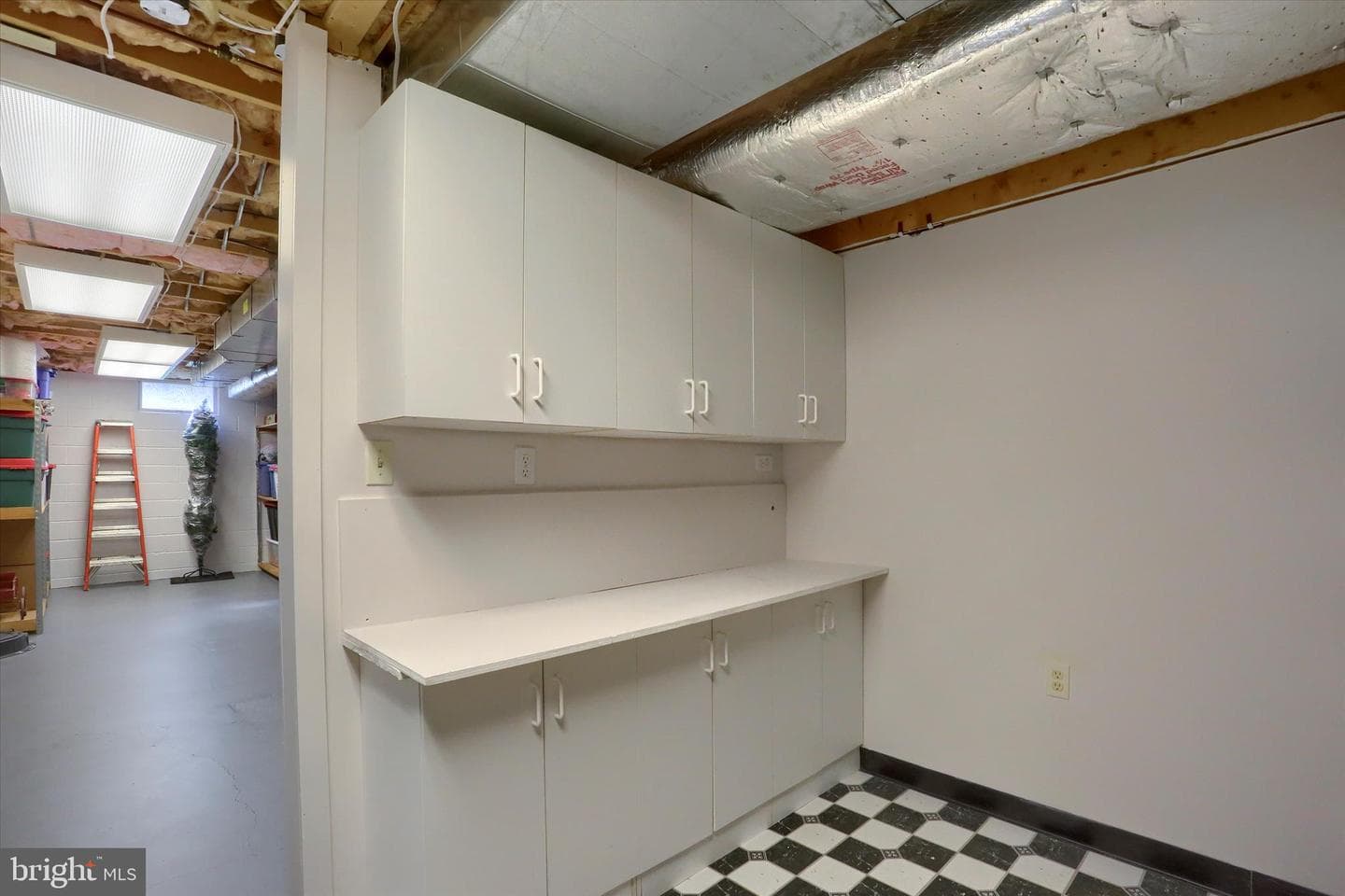 615 Singer Lane photo 27