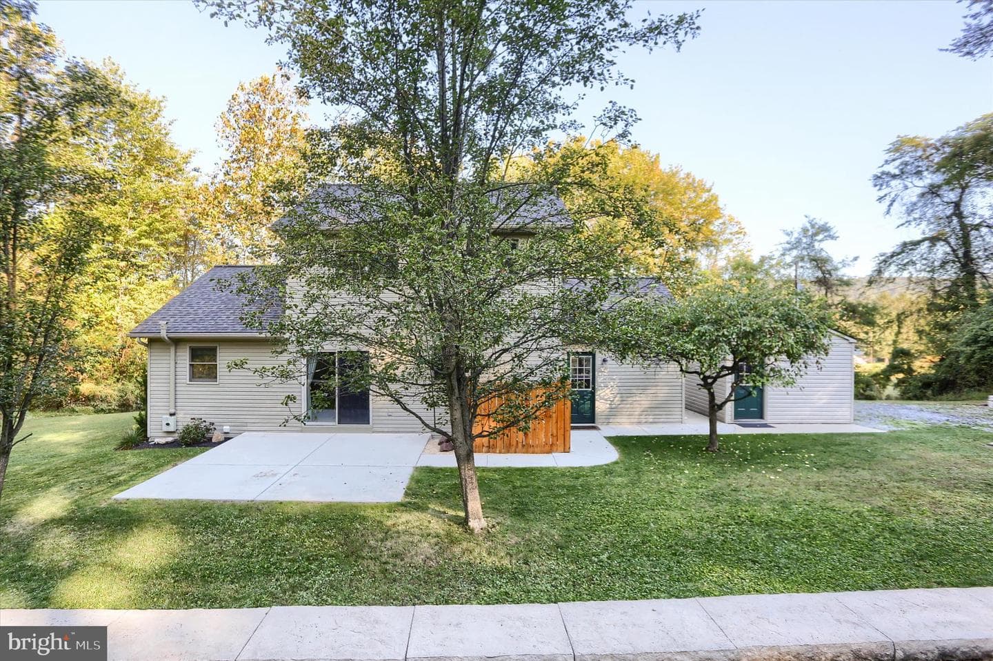 615 Singer Lane photo 31