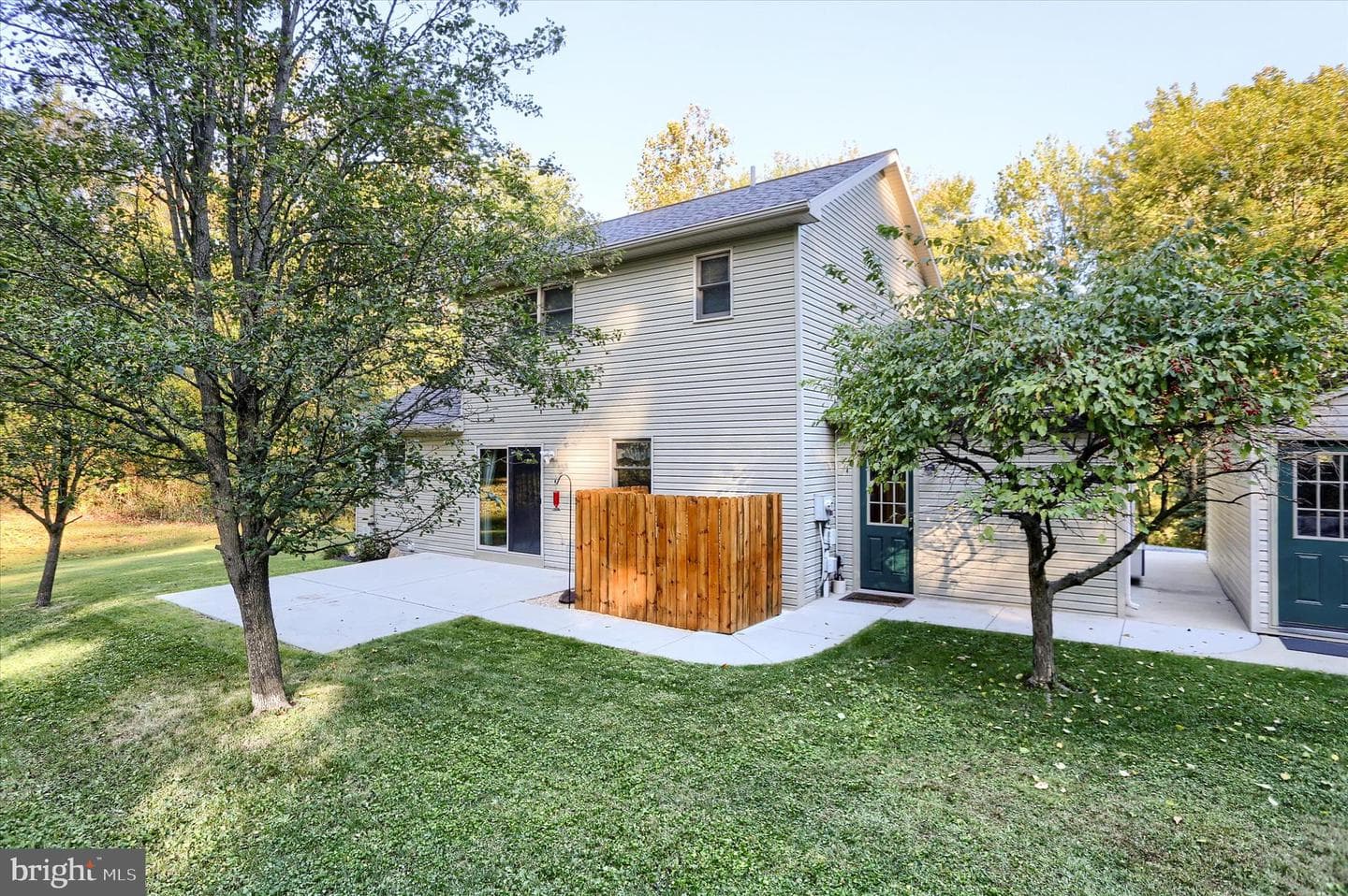 615 Singer Lane photo 33