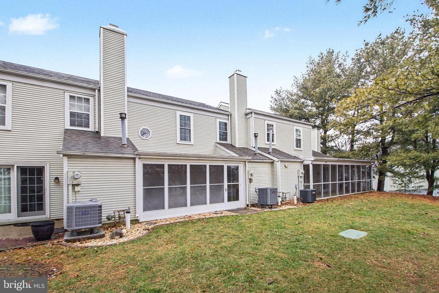 2248 Wexford Road photo 22