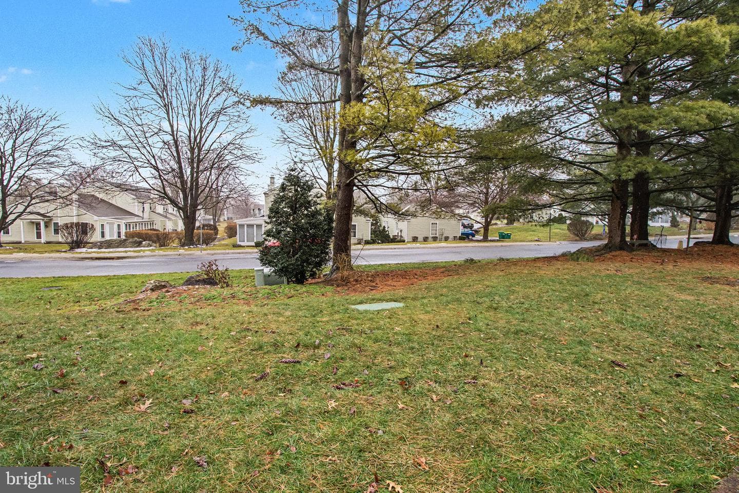 2248 Wexford Road photo 24