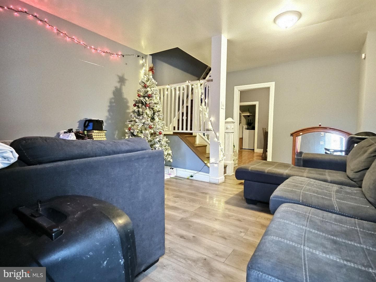 1632 Catherine Street photo 5