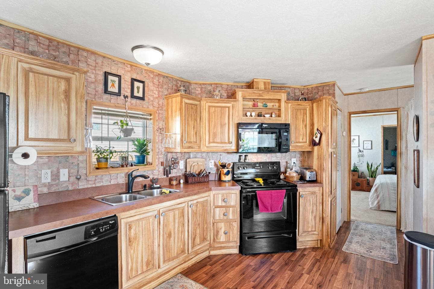 116 Brownstone Park photo 6