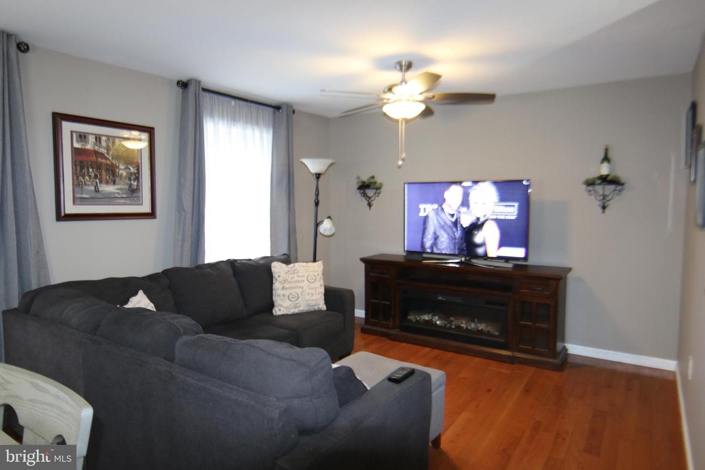 7876 Manada Court photo 3