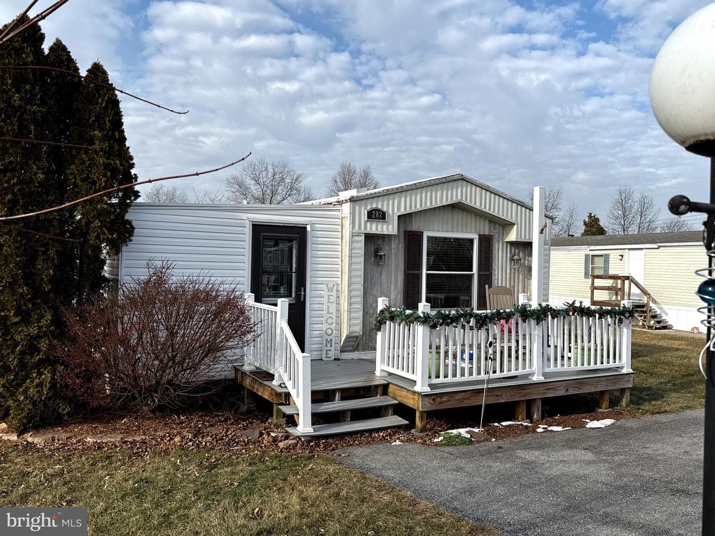 282 Michael Street photo 3