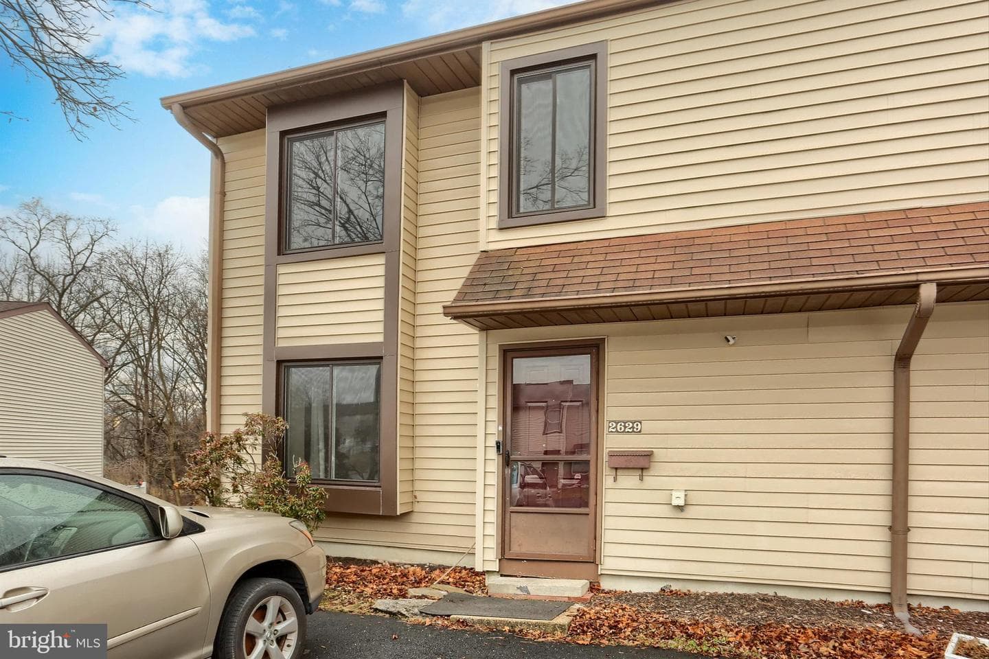 2629 Gateway Drive photo 1
