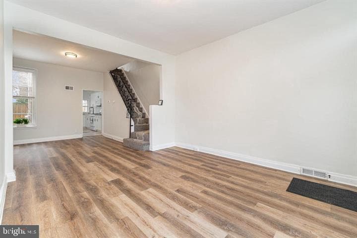1828 Penn Street photo 9