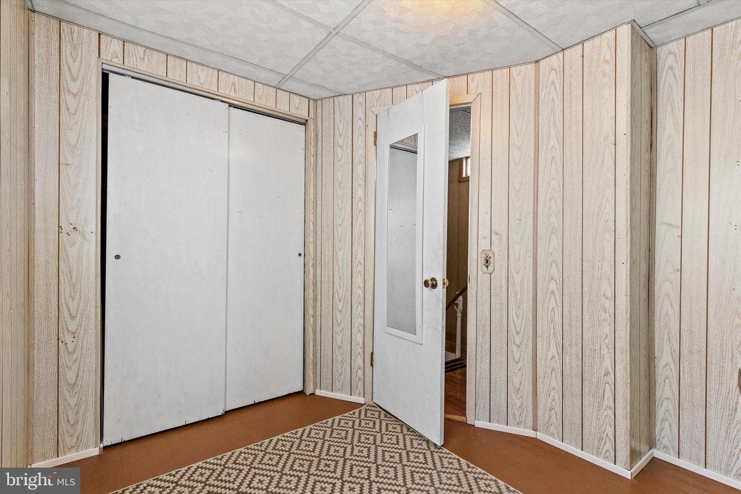 6351 Huntingdon Street photo 14