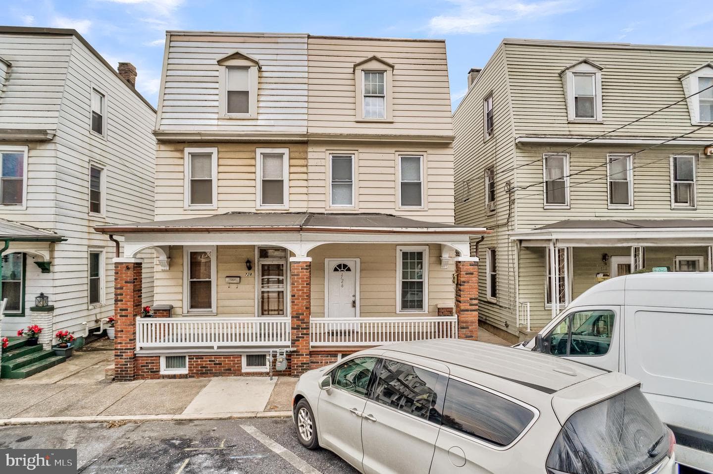 726 S 2nd Street photo 1