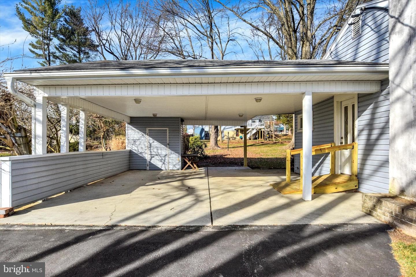 5924 Devonshire Heights Road photo 2