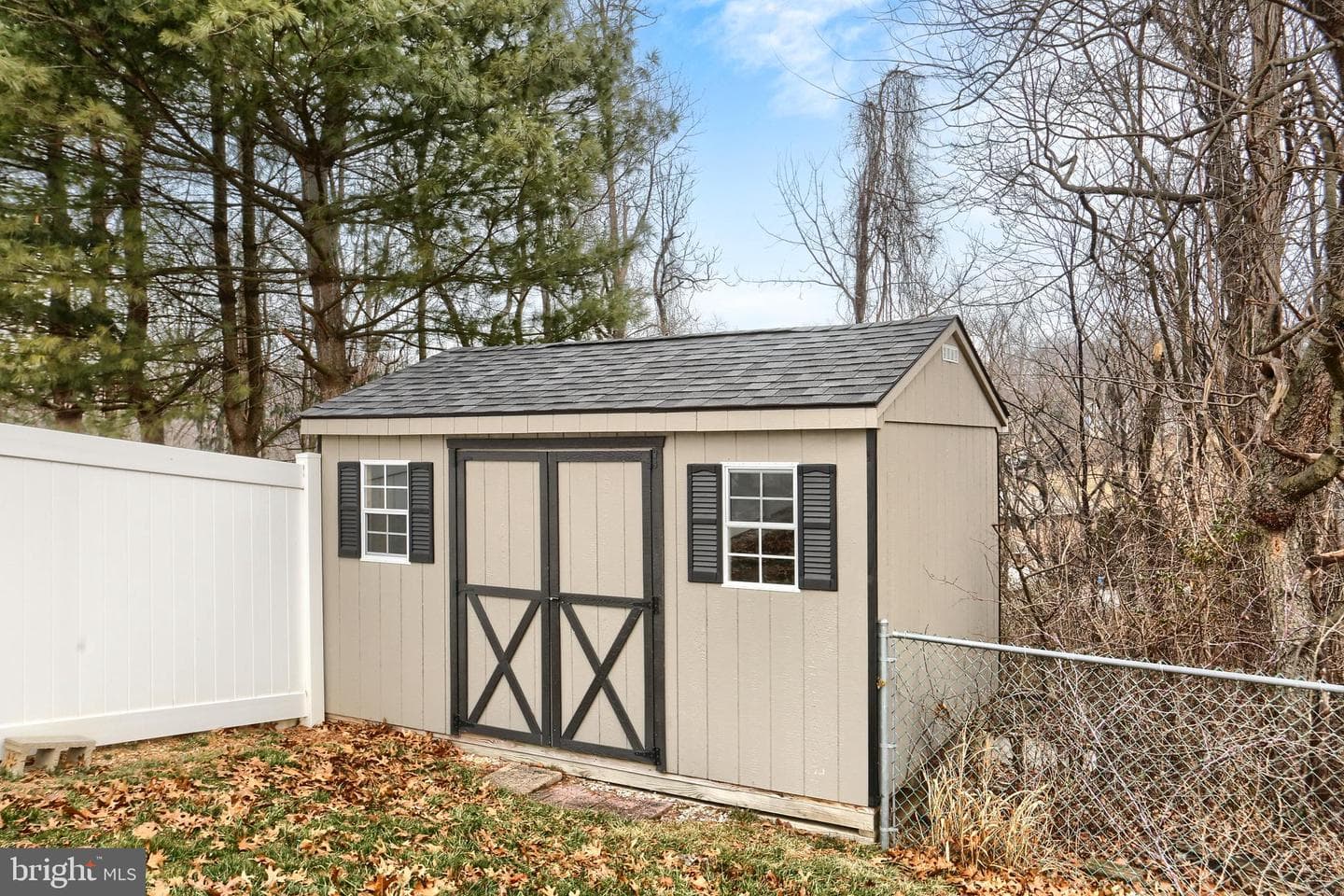 850 Cardinal Drive photo 31