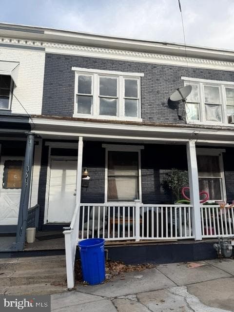1716 Miller Street photo 1