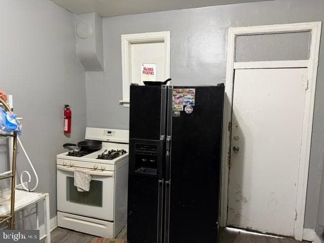 1716 Miller Street photo 5