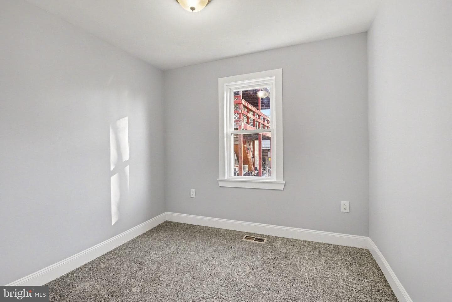 210 Beaver Road photo 16