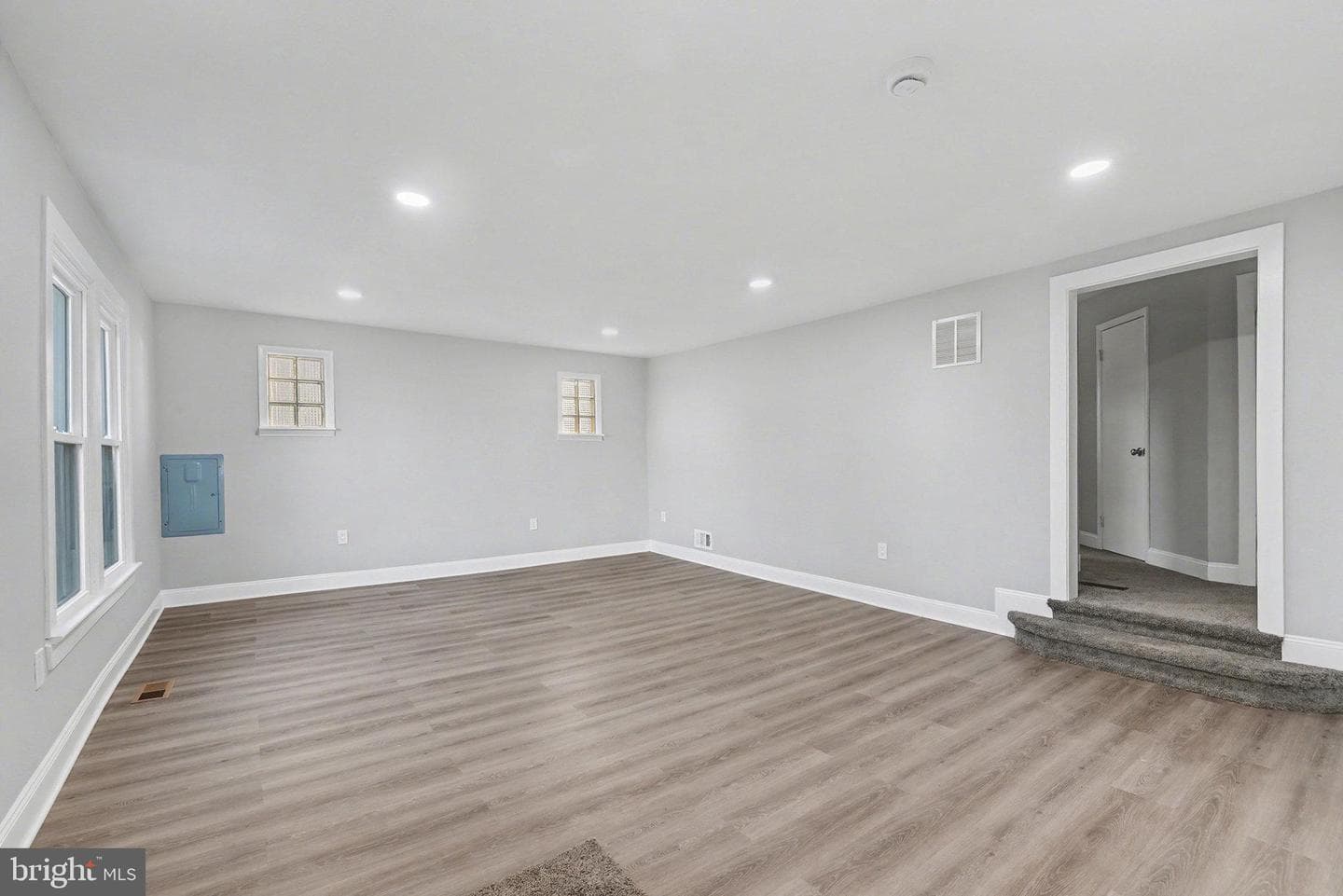 210 Beaver Road photo 6