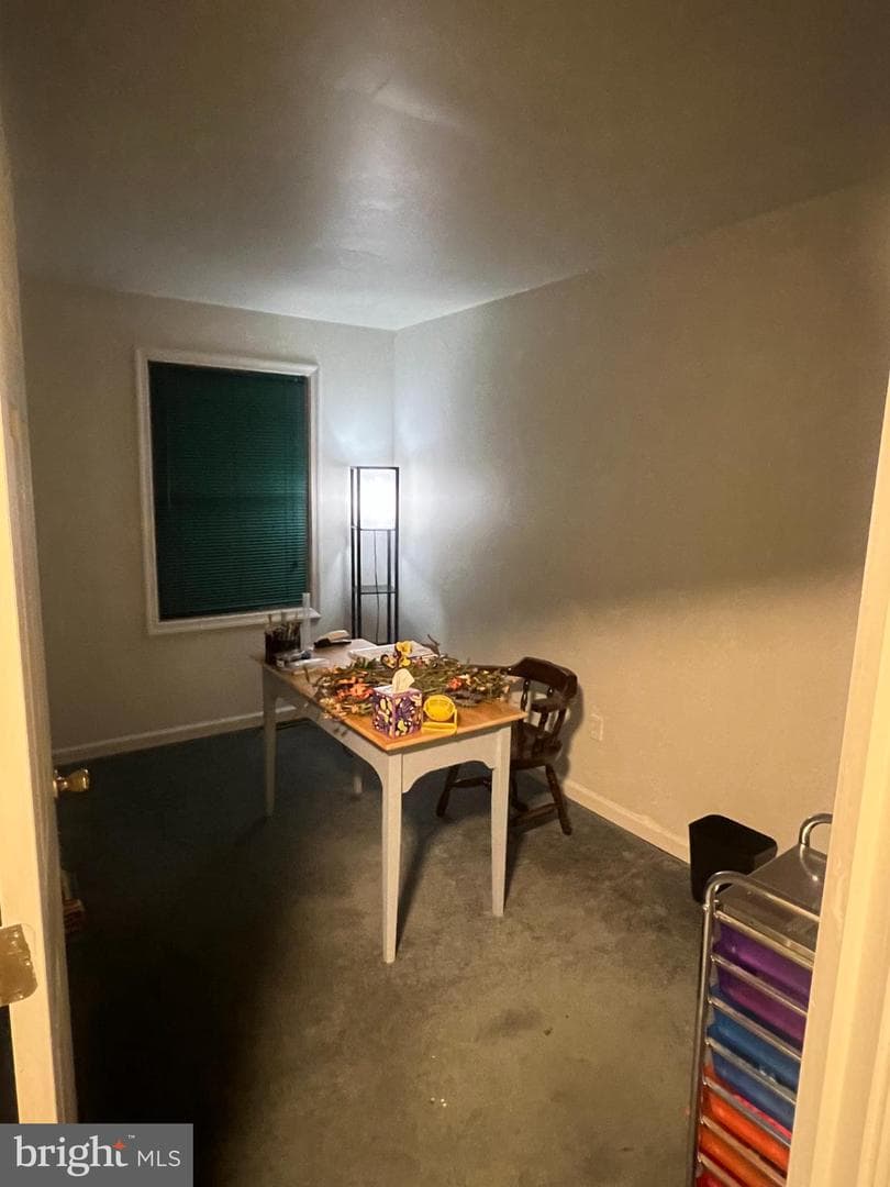 324 Lincoln Avenue photo 18