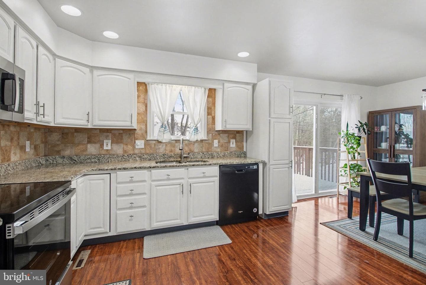 568 Kelker Street photo 15