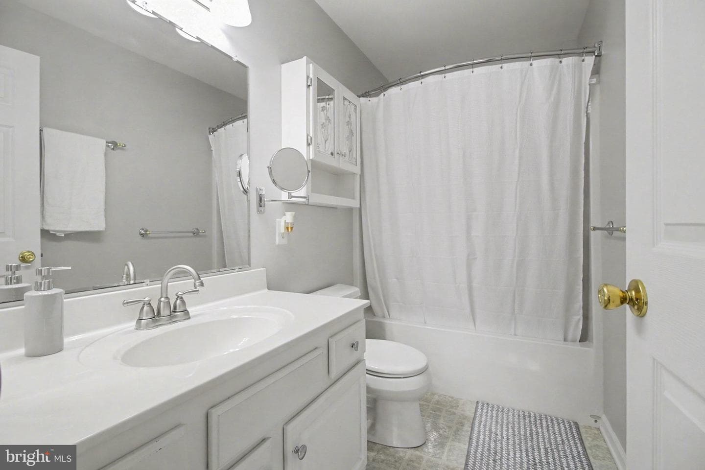 568 Kelker Street photo 20