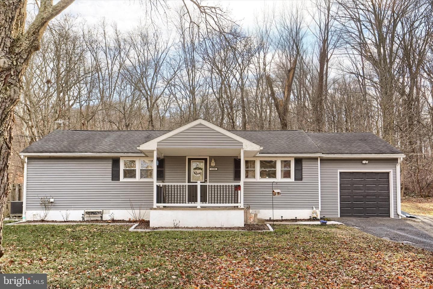 1590 Roundtop Road photo 1