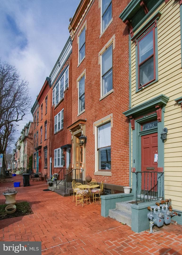 591 S Front Street photo 39