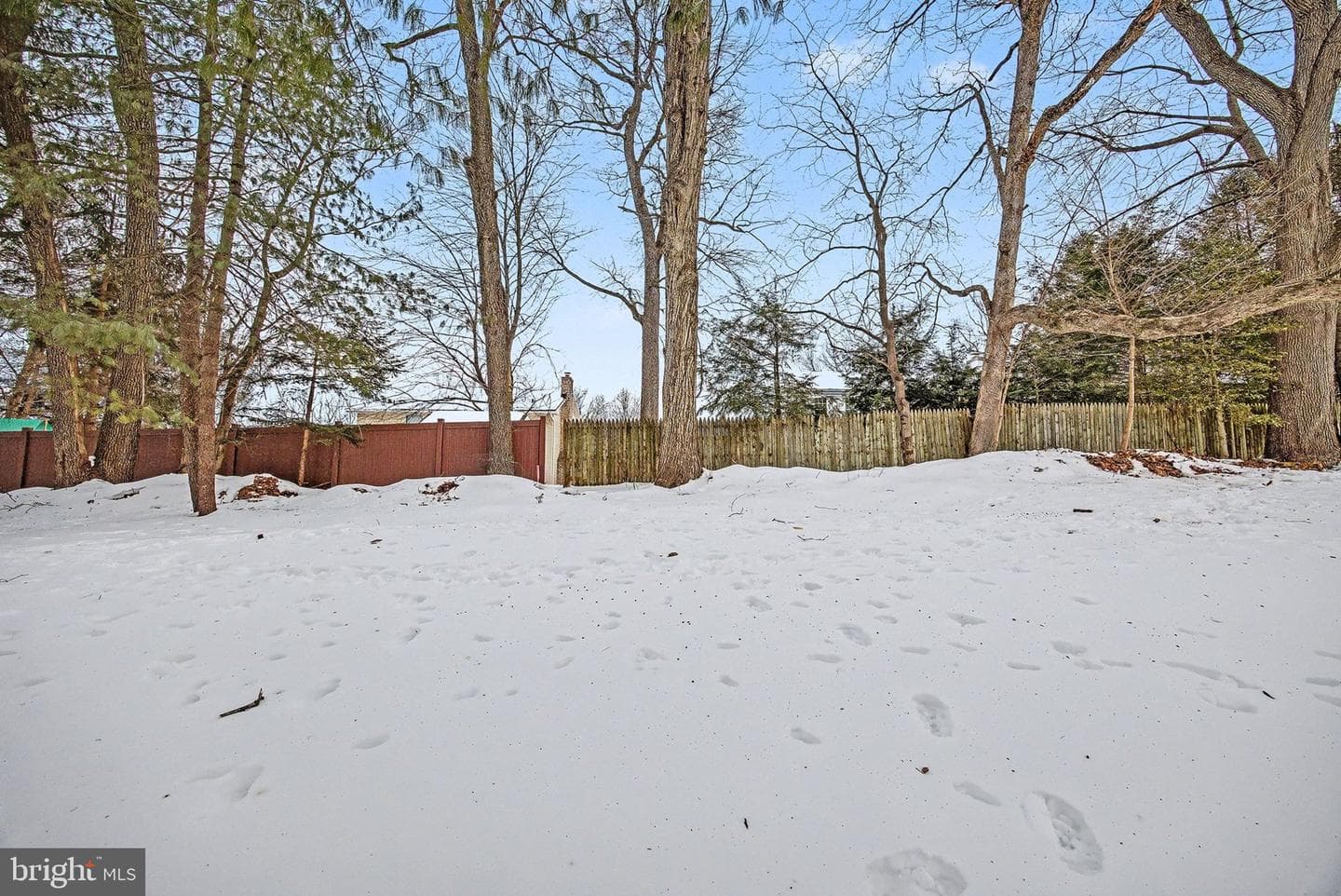 857 Twin Oaks Drive photo 23