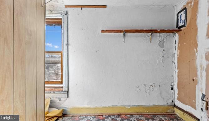 1325 William Street photo 8