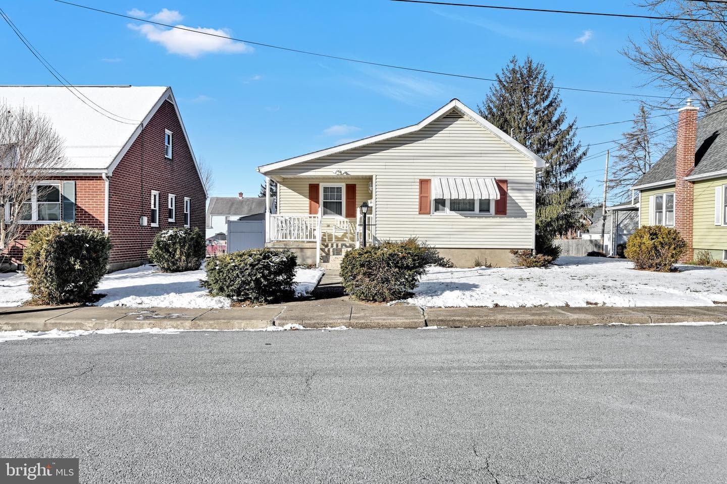 213 Hoffer Street photo 2