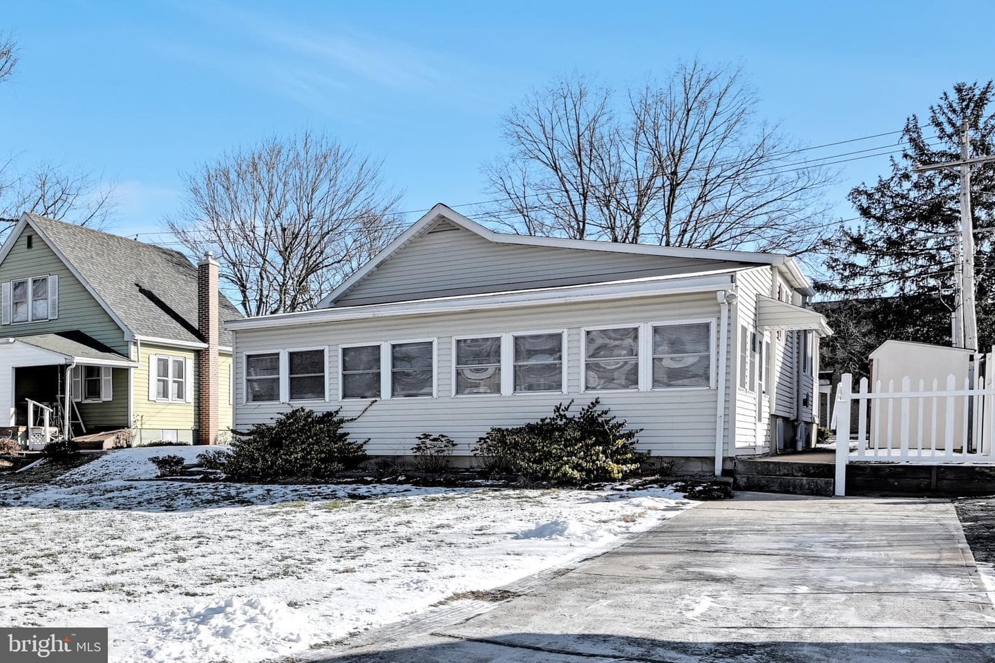 213 Hoffer Street photo 28