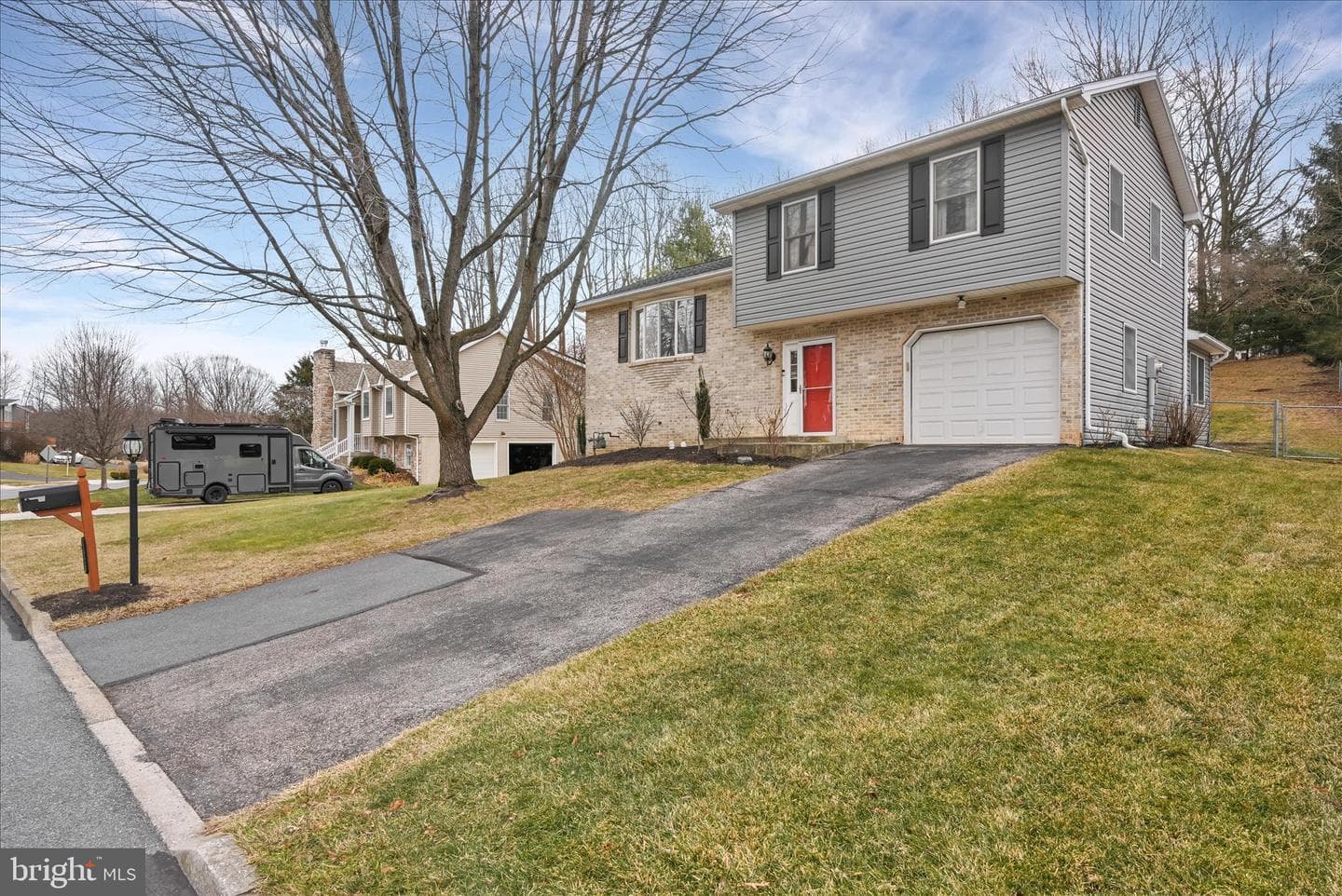 515 Randall Circle photo 12
