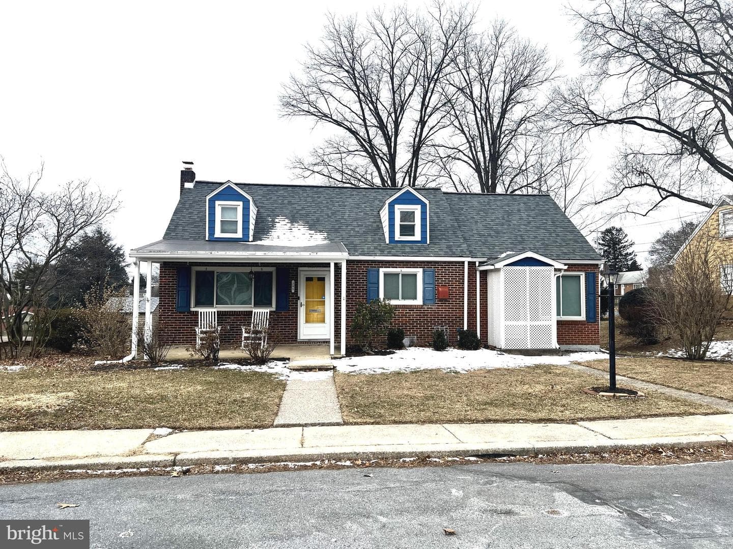 205 Linn Street photo 3